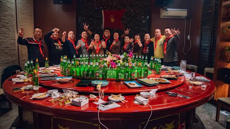 同学聚会交200元，这事儿得一分为二看。要是搁以前，刚毕业大家都没啥钱，200块