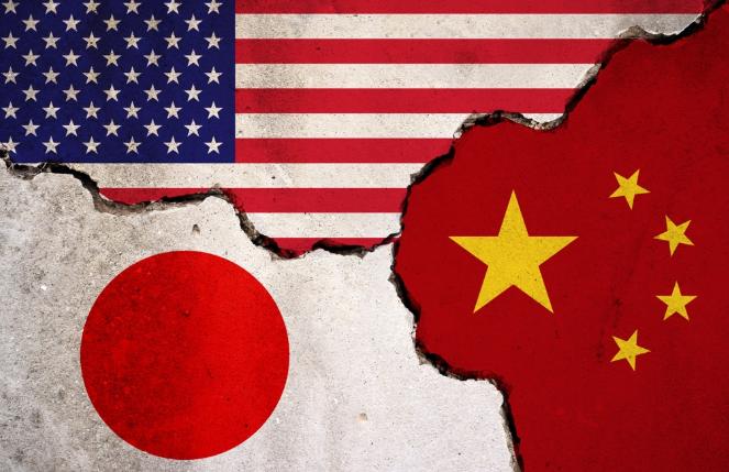 凤凰卫视资深评论员石齐平将日本首相高市早苗的涉台挑衅言论定性为“一着臭棋”。他