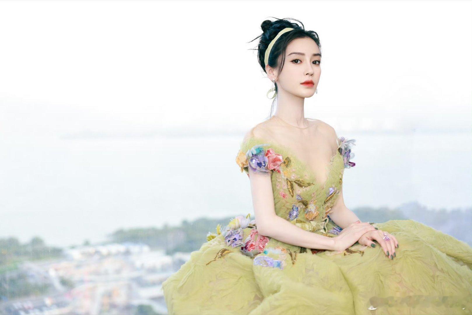 #angelababy#姐姐好美[爱心][爱心][比心][比心]#angelababy##angel