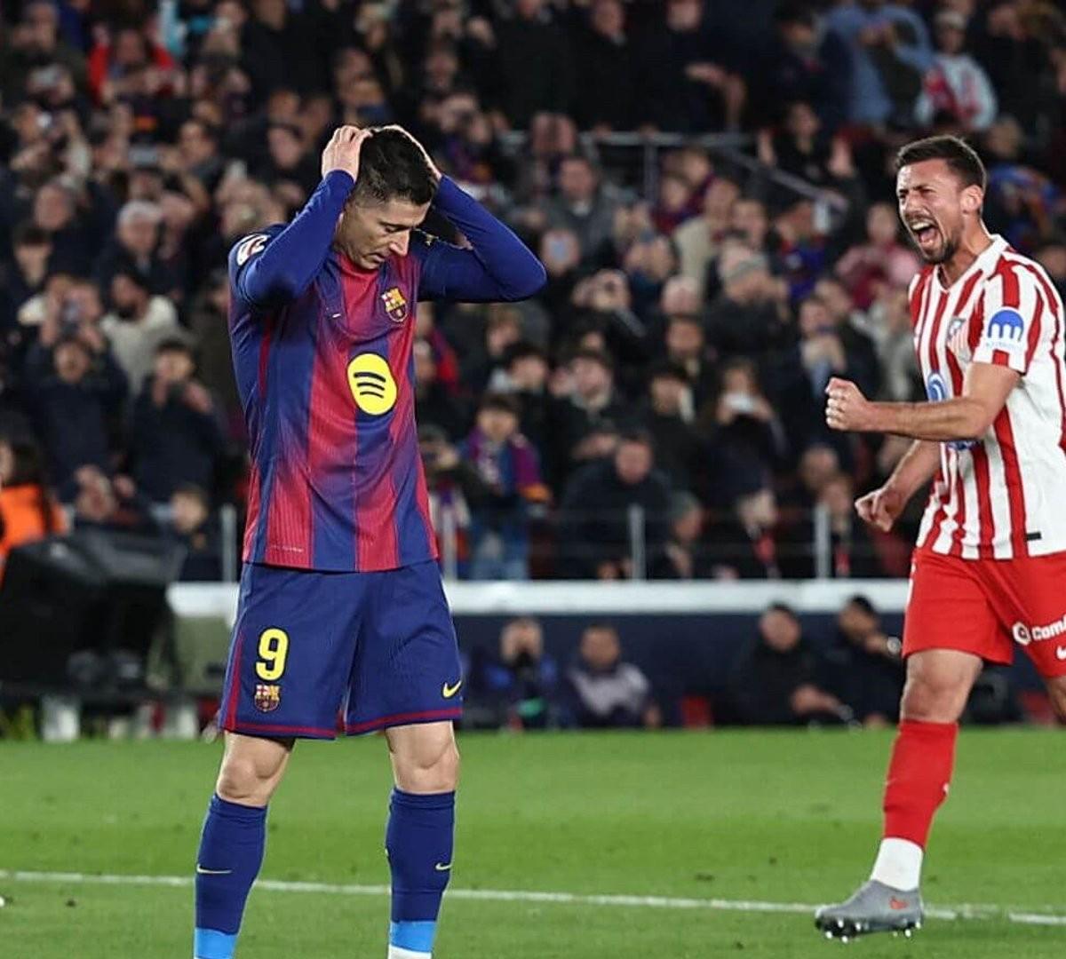 莱万多夫斯基可以退休了：昨晚为巴塞罗那罚丢了一粒点球，使得他成为西甲历史上第一位