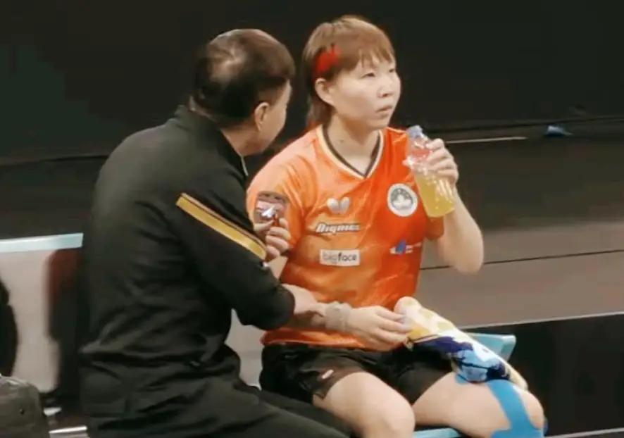 【陈振江递上巧克力，助力绝境翻盘】陈指导以15年师徒默契，将战术精准性、心理稳定