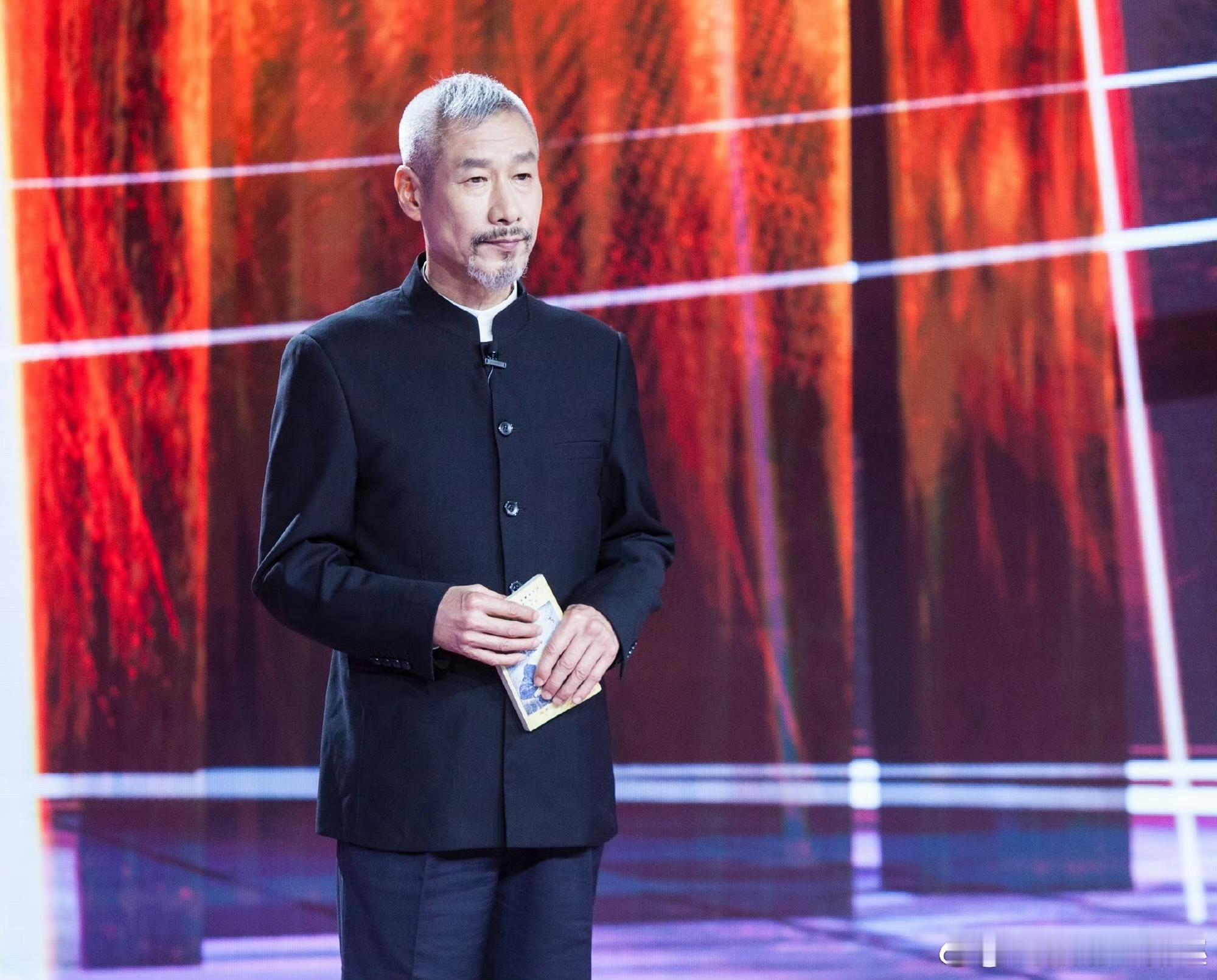 《大生意人》中女儿很漂亮，新剧《老舅》还有他，原来拍了188部作品，他才是实力派