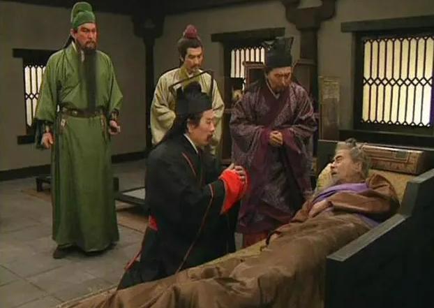 公元220年，关羽兵败身亡和麋芳献城投降的消息传到成都，一时之间整个益州为之震动
