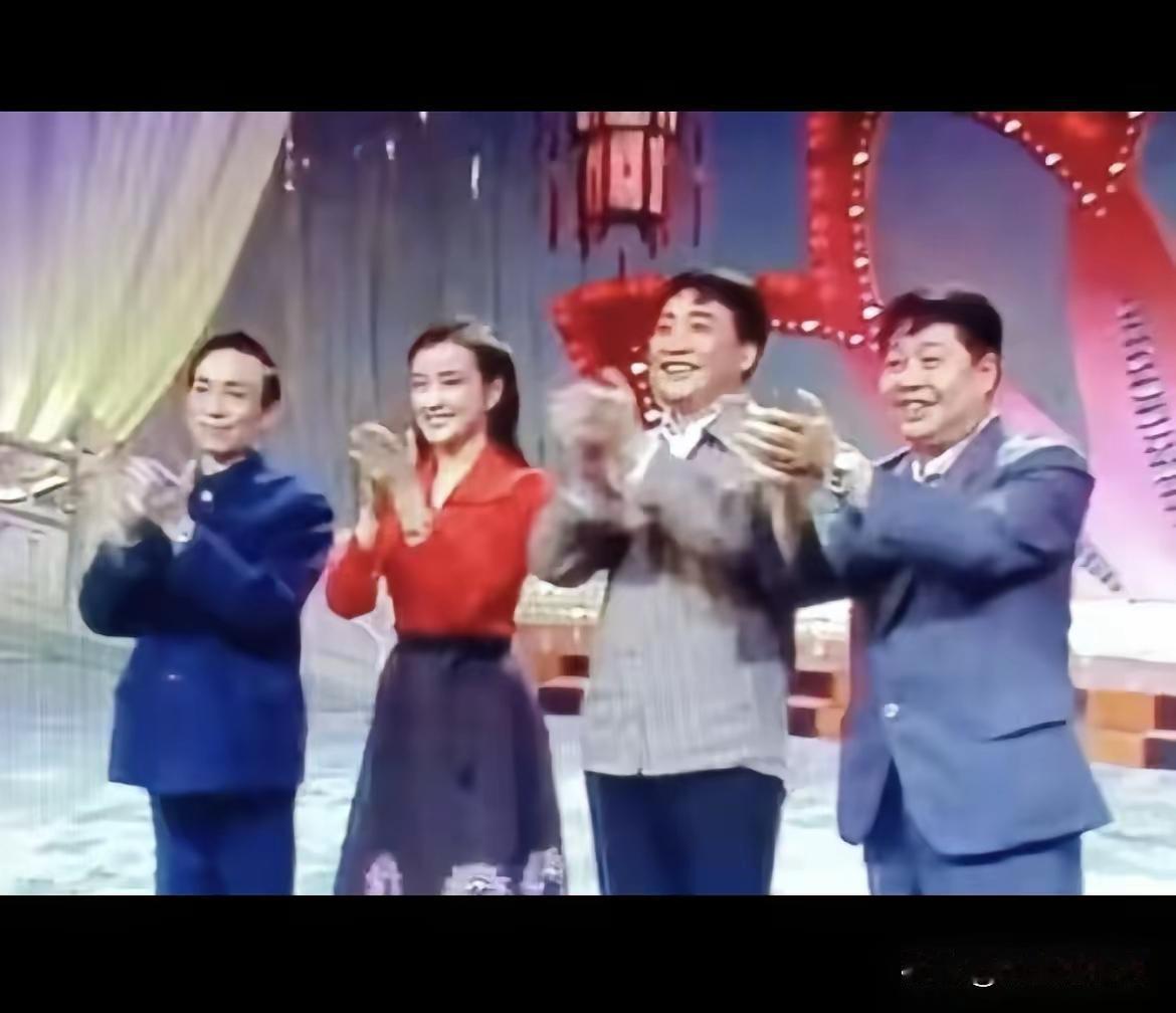 八三春晚行，主持人四名。若是全认得，你已不年轻。