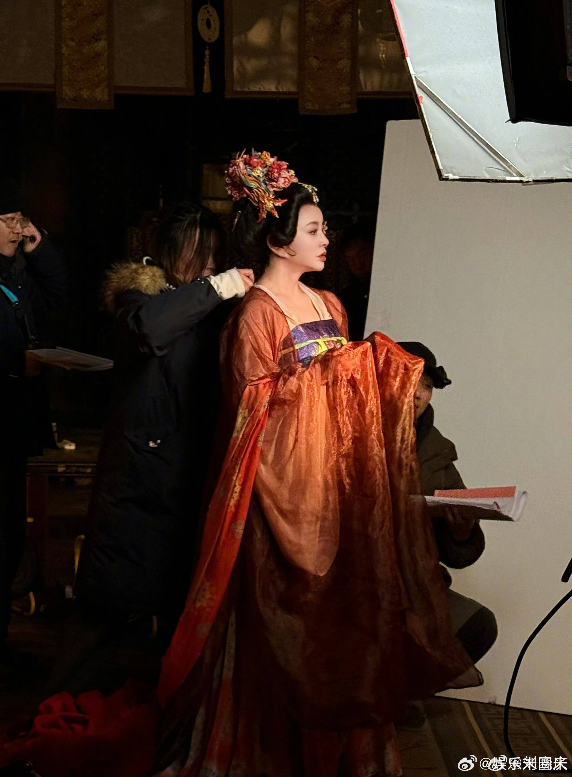 刘晓庆说这个时代基本没有赶上我零内耗的人生太圈粉！刘晓庆盛典金句火出圈，古稀之