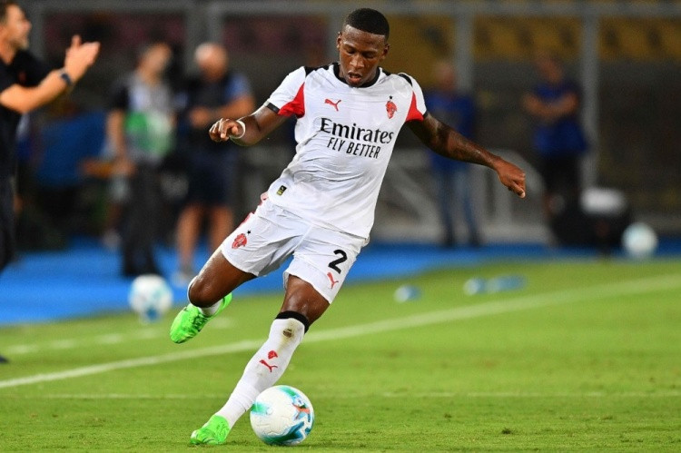 米体: 巴特萨基表现出色, 埃斯图皮尼安不一定能重回米兰首发。