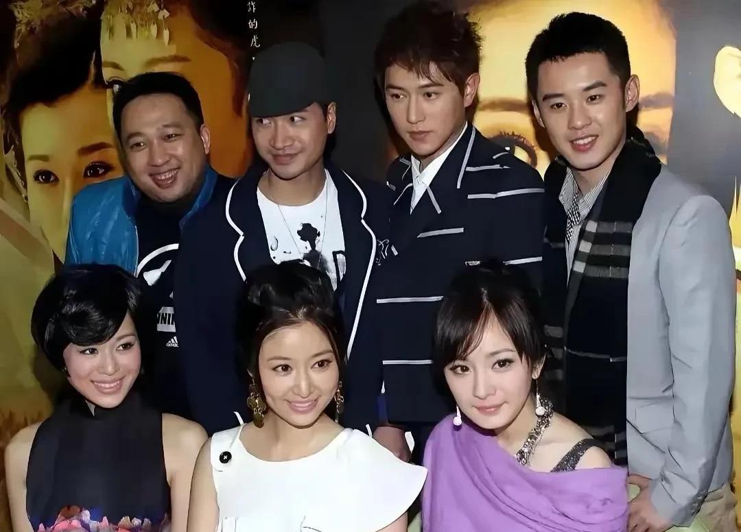 杨幂，真是糊涂啊！拍《美人心计》那会儿，方脸的杨幂颜值出众，合照时大女主林心如