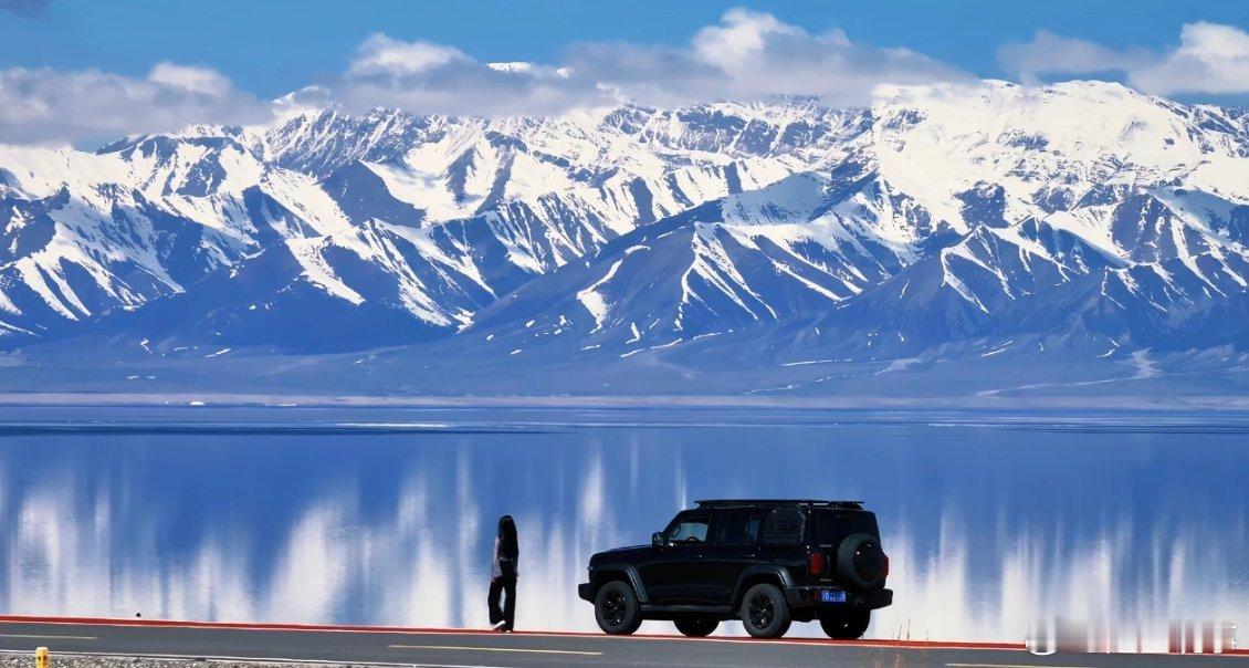 五一开新车自驾最出片的一集把忙碌暂时放下，奔赴山海与烟火。风掠过耳畔，云漫过