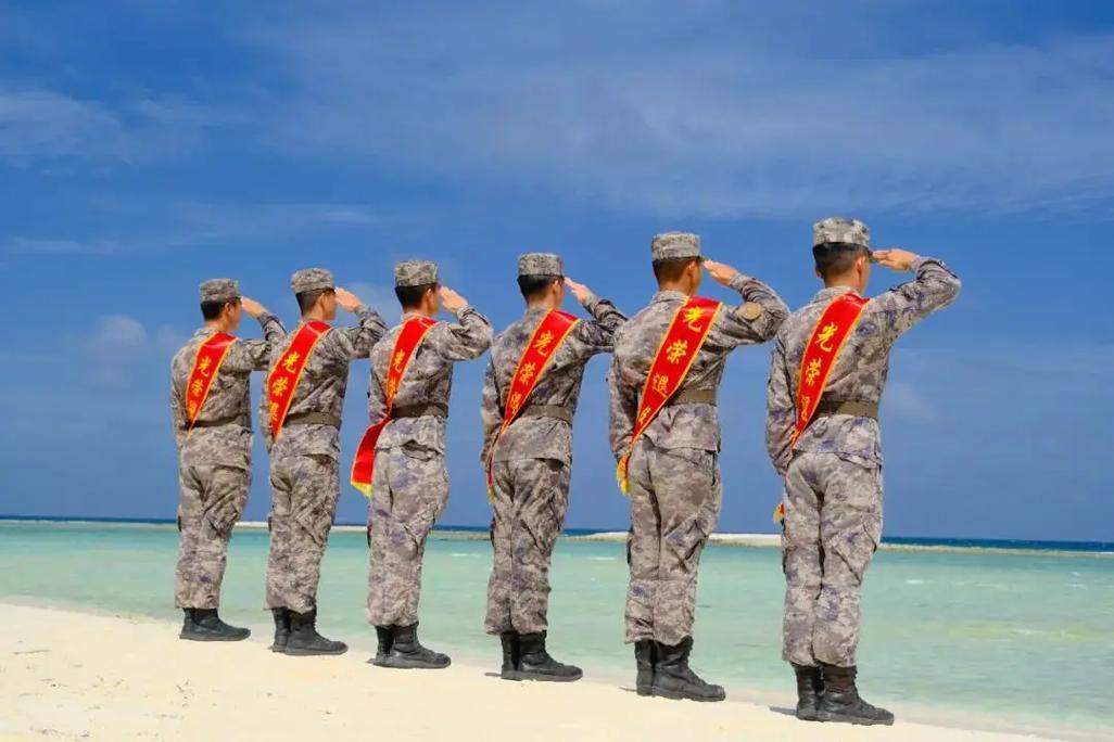 最近和几个退伍回来的兄弟吃饭，发现一个有趣的现象：他们中不少人，居然是在部队期间