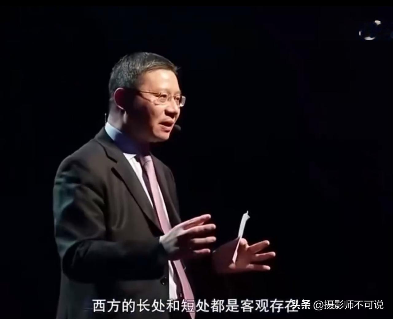 斩杀线下张维为教授的含金量还在持续上升，来看看他2014年的电视节目吧，简直不要