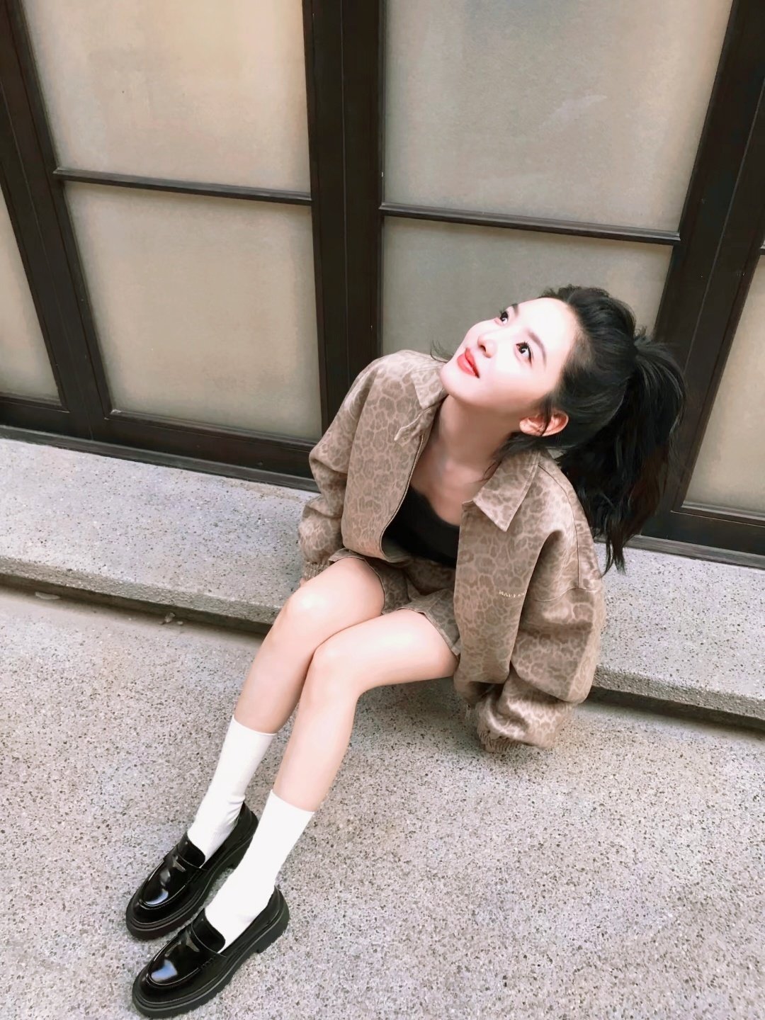 #章若楠想把你和时间藏起来#zrn#章若楠沈千盏#很多人来到我的世界匆匆几笔又离去我说我不想再一个人