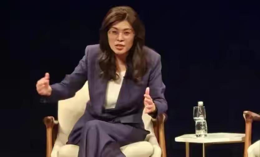 郑丽文罕见提统一，民进党跳起来了郑丽文近期罕见直面两岸统一议题，坦言两岸对立