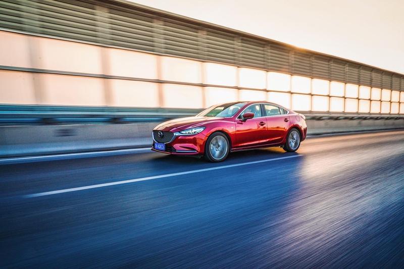 马自达和本田谁更可靠，还真不好说，得看具体需求。马自达创驰蓝天技术主打自吸，压