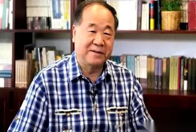 我那个前同事，又在群里发方向盘照片了。一个硕大的车标怼在镜头前，配文轻描淡写：
