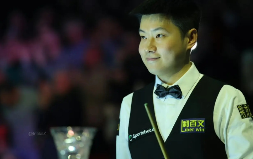 哇哈！斯诺克奖金果然丰厚啊！赵心童斩获锦标赛冠军，收获了15万英镑。再加上前边刚