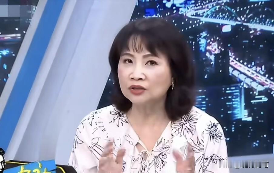 对于日菲企图在台湾东部海域划专属经济区，陈凤馨说：“这件事最荒谬的是日菲要在我们