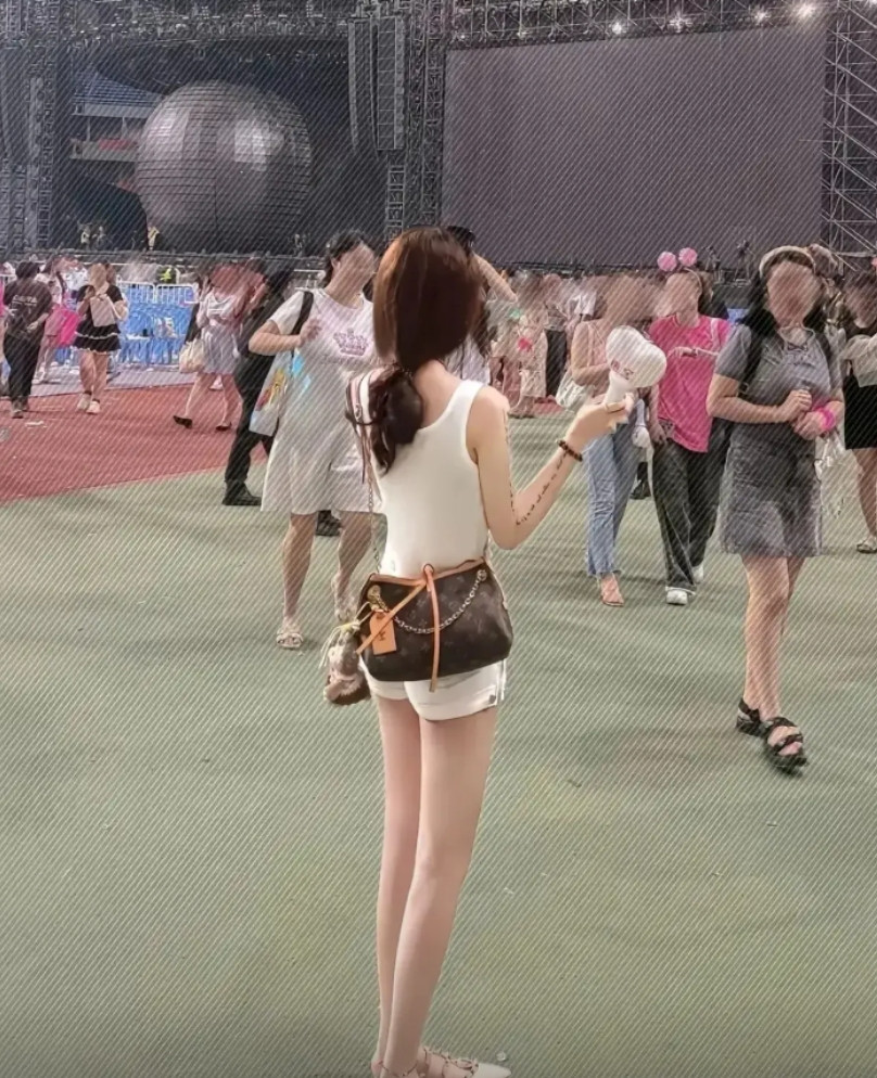 不懂就问，为什么有钱的女生一般都是瘦瘦的？
