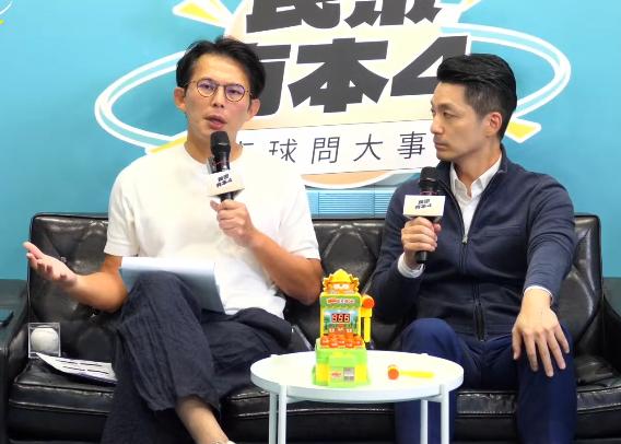 蒋万安选择和黄国昌直播这步棋从理论上来说应该是正确的，毕竟民调显示黄珊珊的票大多