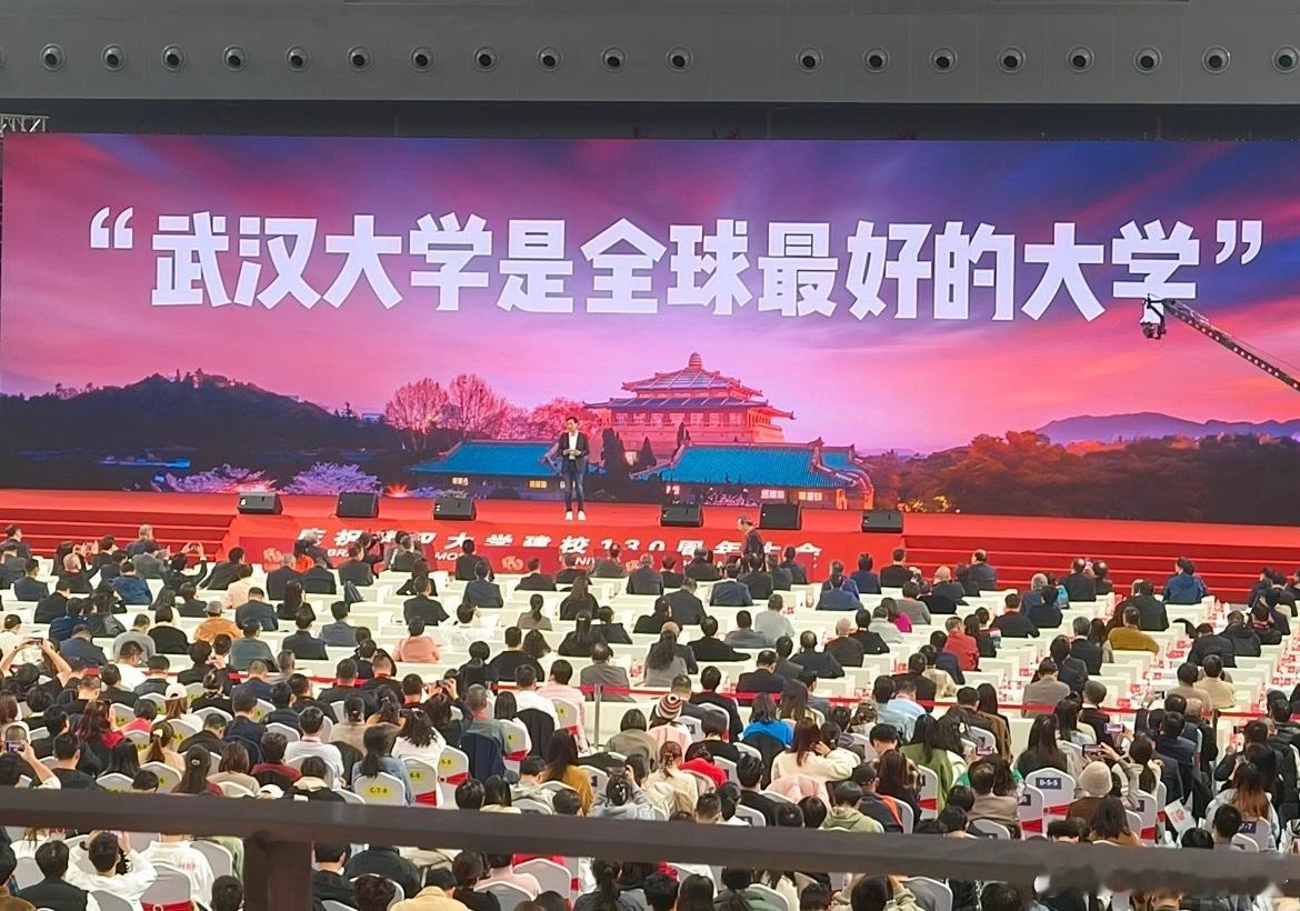 对武汉大学最大的困惑，就是为什么武汉大学宁愿为了杨景媛而得罪主持正义的公众？杨景