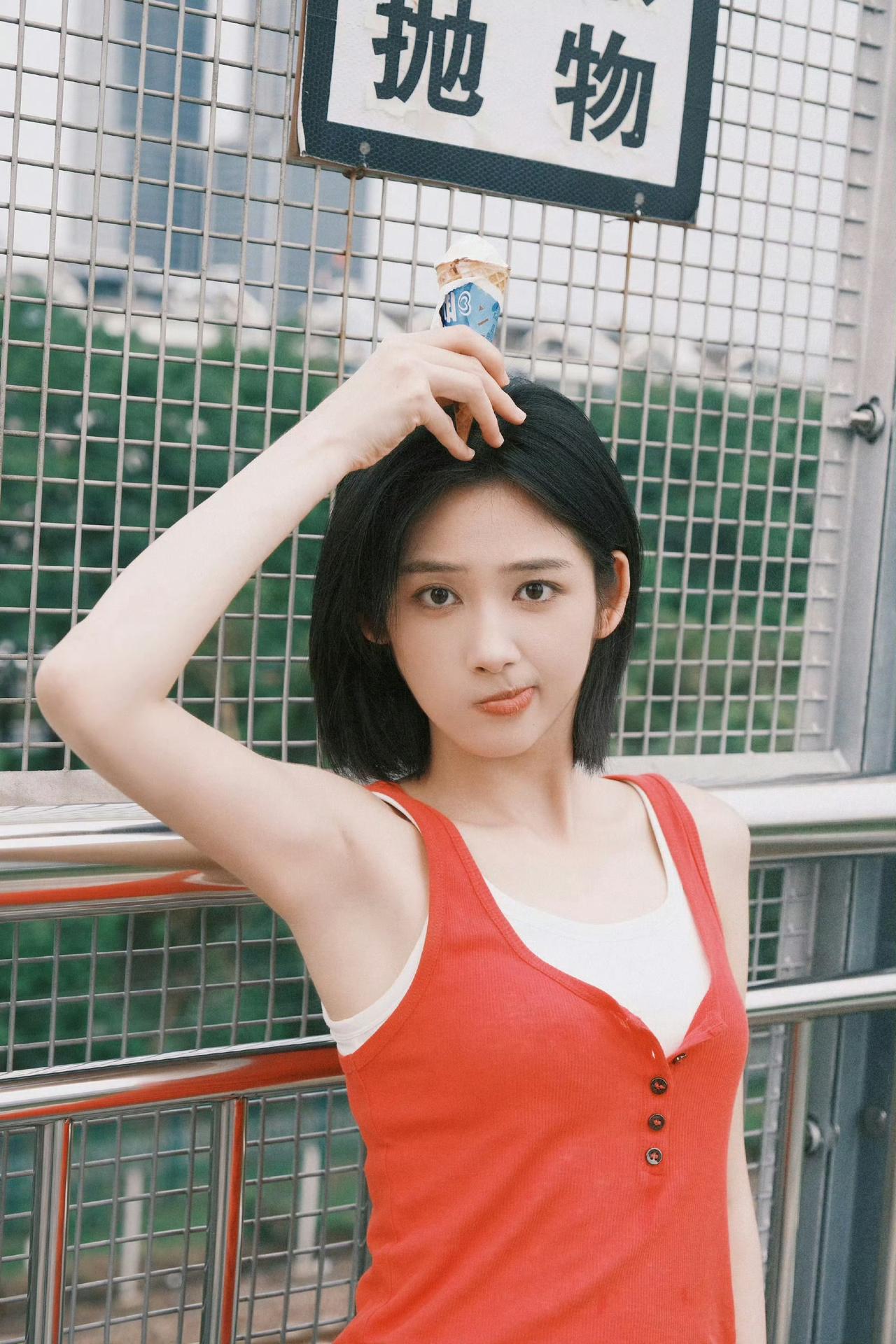 少女摄影|NO.0099期清纯治愈系少女天台写真治愈系少女写真怎么拍如何给