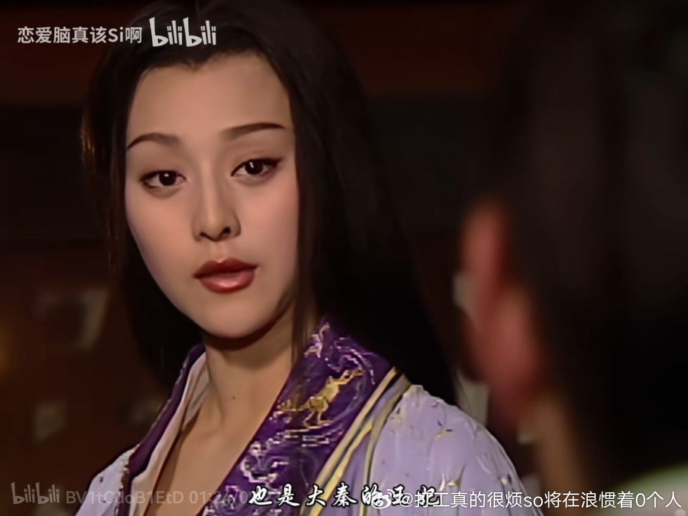 服装廉价但人可真美啊