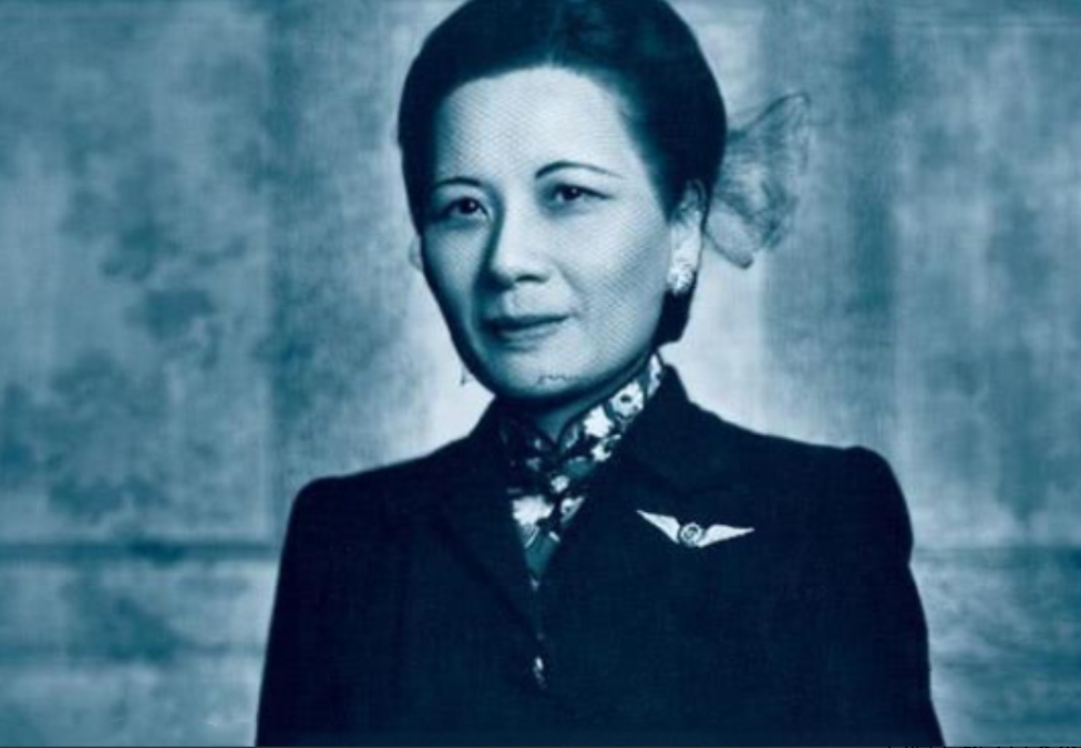 1948年11月，宋美龄眼看蒋介石大势已去，忧心如焚。她的失眠症再次发作，一睡下