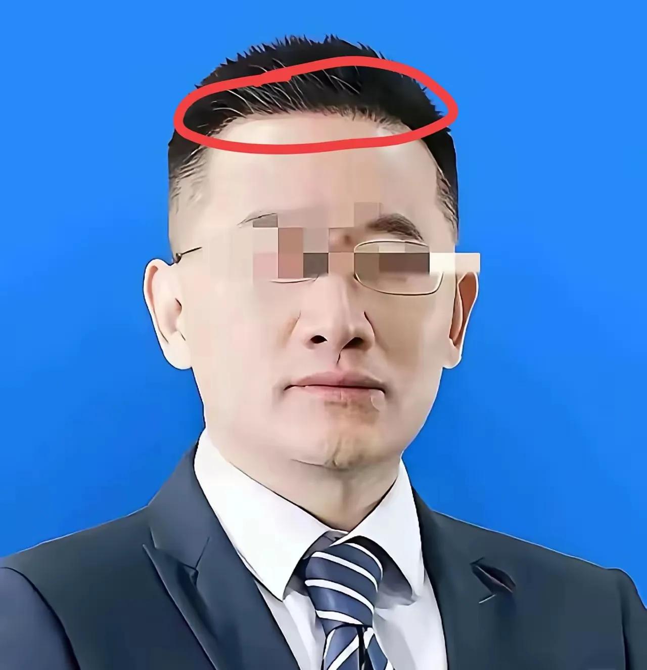 祖副院长应该是所有男人羡慕的老公问我:“为啥？”我说:“只有一点，绝对不是权