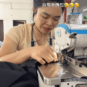 这嘴好比方向盘一样，如果不这样，衣服做不出来吗？[捂脸哭]