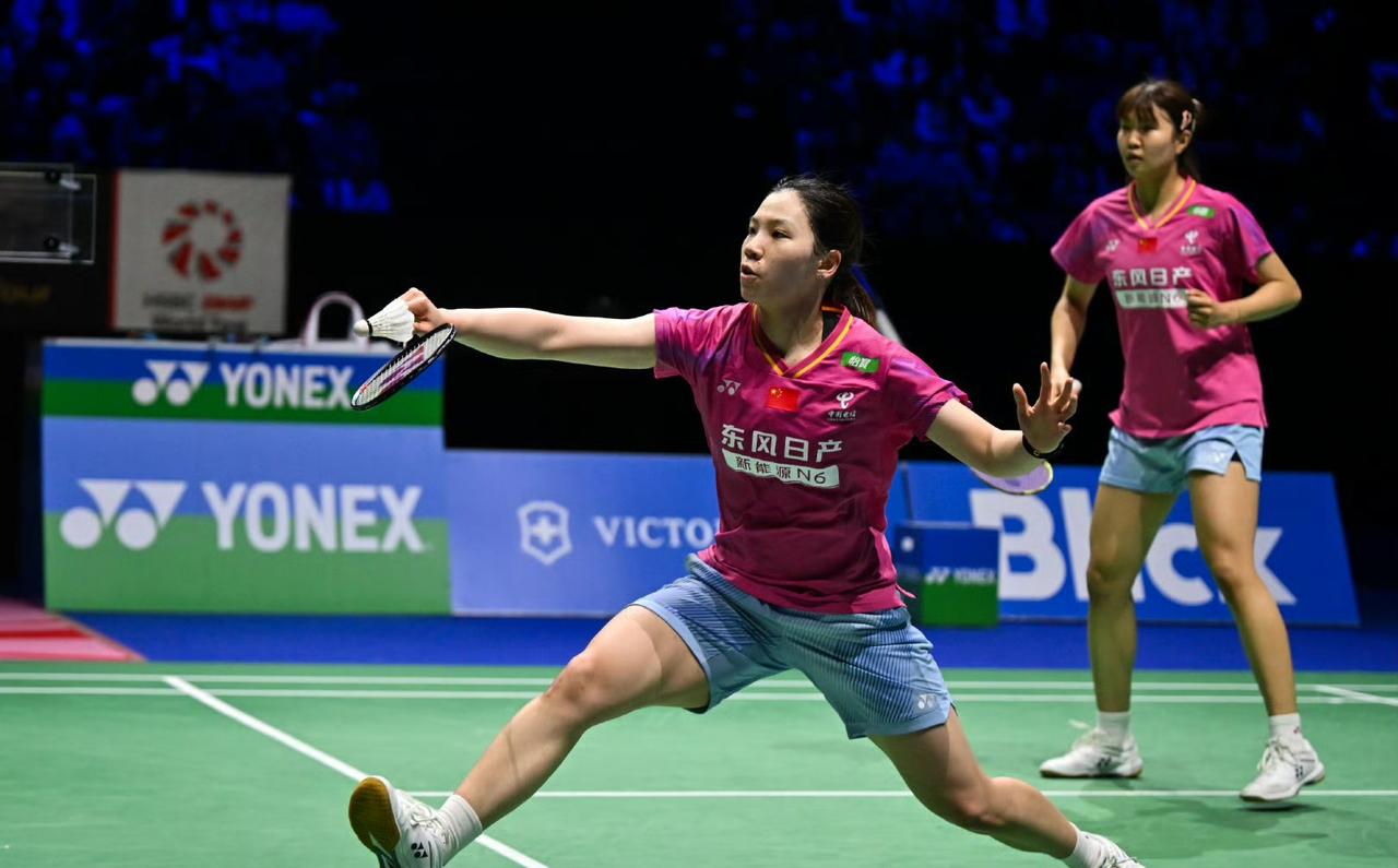 2026年瑞士羽毛球公开赛国羽两冠收官!李怡婧/王漪朵21-10、22-20战
