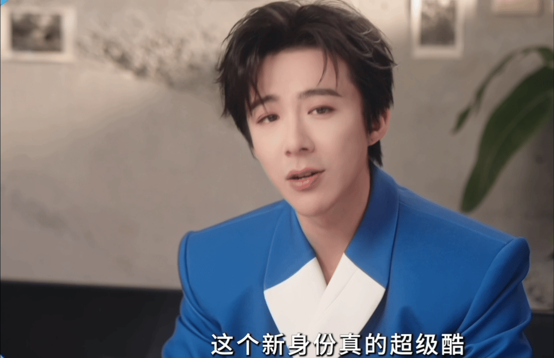 刘宇宁从用户到代言人的含金量从歌手到演员，从用户到代言人，刘宇宁的每个身份都写