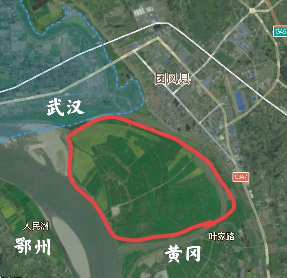 长江过了武汉后，在华容这里狠狠拐了一个180度的弯，对岸就是黄冈的团风县。水流