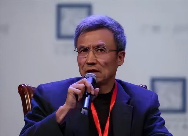 “中国不应该弯道超车，也没有资格搞工业4.0！“经济学家许小年在2024年接受采