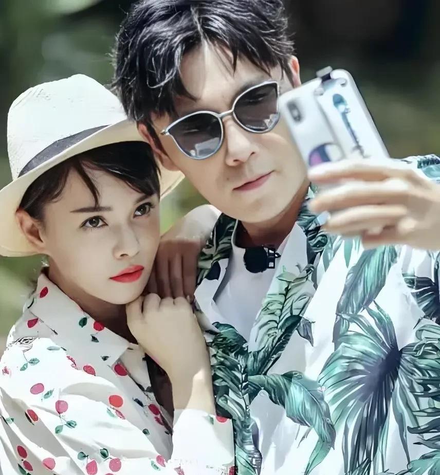 秦昊两口子可真有意思，倒不是说他带老婆孩子去欧洲度假，也不是说两口子去看大平