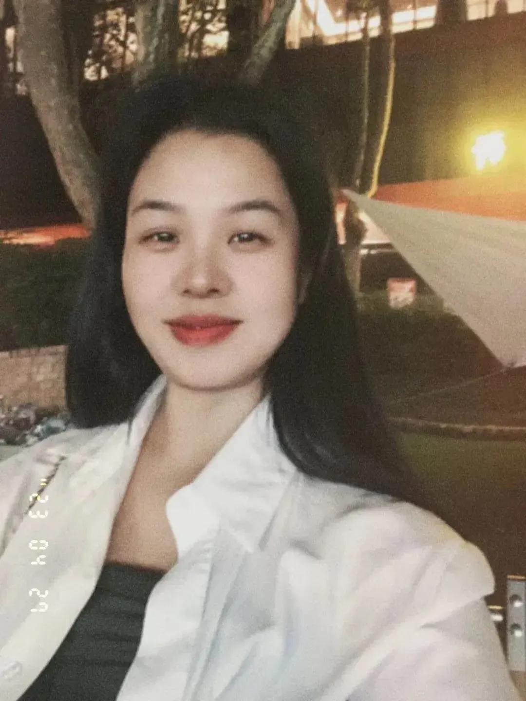 笑以苛留言质问汪小菲“叫声好听吗？”汪小菲这个人也真的很奇怪，大S还