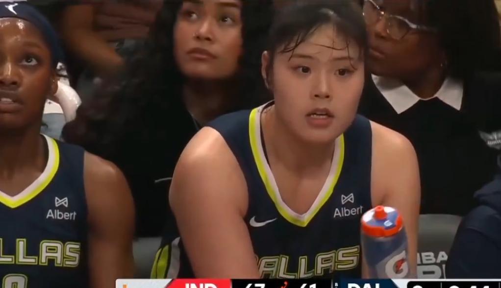#WNBA#飞翼队落败！狂热队背靠背客场获胜。李月茹出场30分钟得到7分3篮