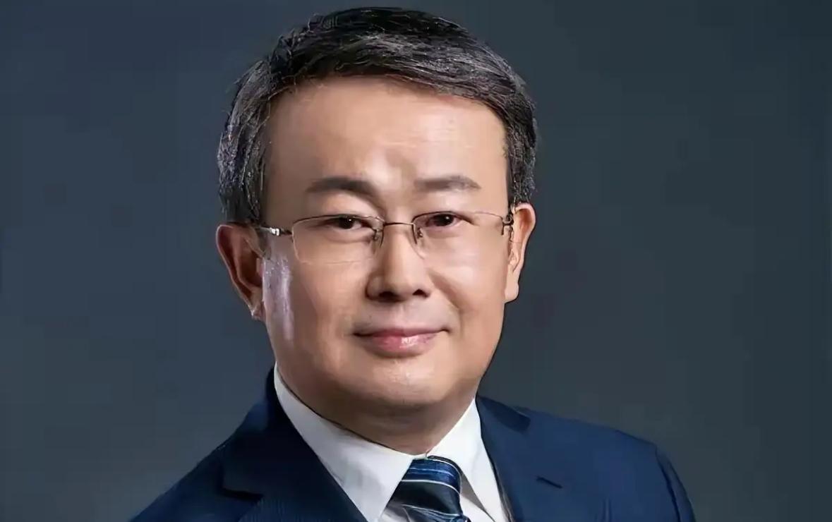 项立刚的发问，戳中了不少从业者的心声。6月1日他公开表态，直指当下行业现状：