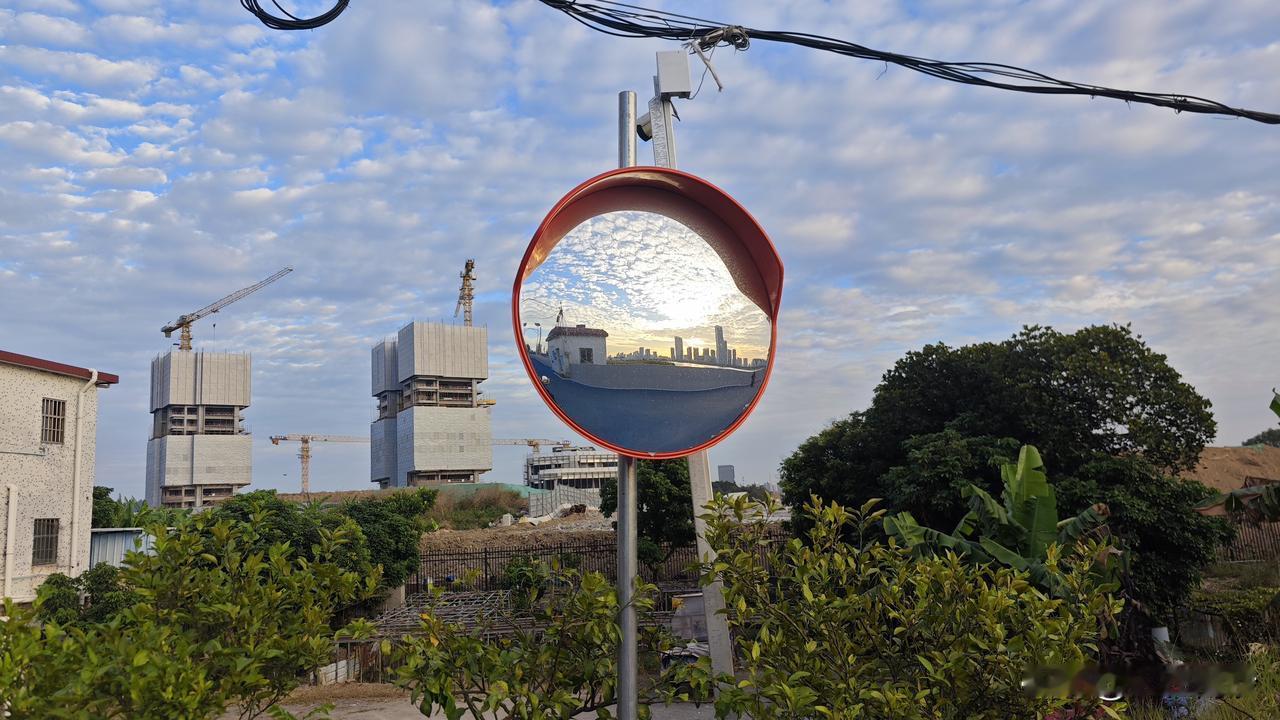 【美在南沙】你有被今天南沙的夕阳惊艳了没？南沙情侣路看日落真的是一流。什么时候