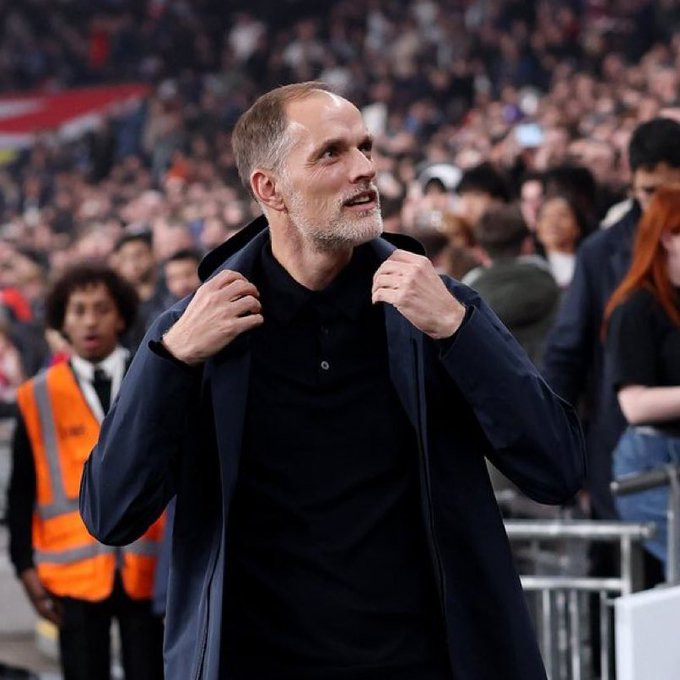 邮报自从拉特克利夫爵士接替格雷泽家族以来，他的团队确实犯了一些错误。其中有两个重