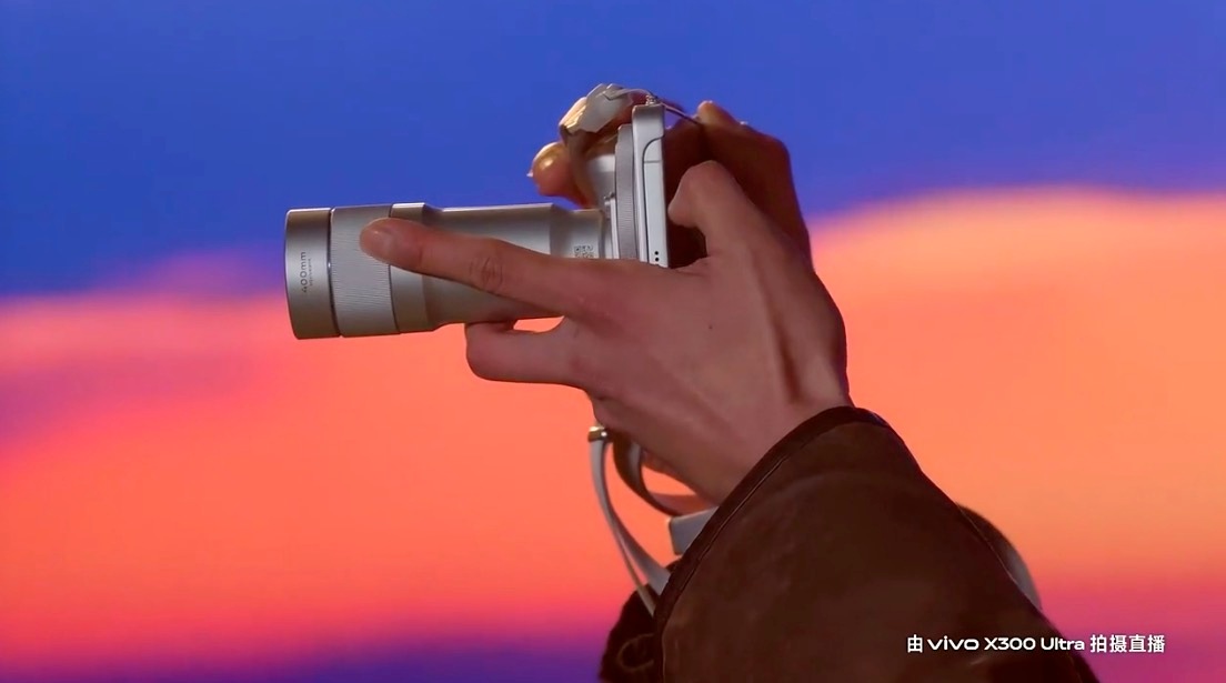 vivoX300UItra专业V单不止顶级移动影像体验，更是工业级视频拍摄能