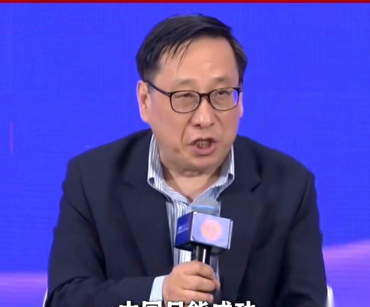 别做梦了。就算你把孩子送到大洋彼岸，人家真当上了美国总统，回头搞起我们来，下手