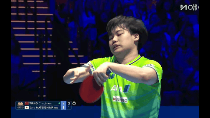 大家发现没有?松岛辉空和王楚钦比赛的时候那个摔拍子的动作，暴露了他真实的性格