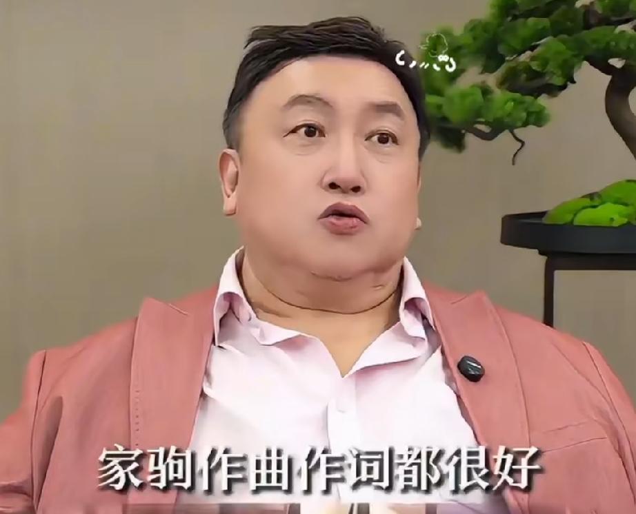 王晶说草蜢和Beyond完全没有可比性王晶曾评价Beyond是当时最红的乐队