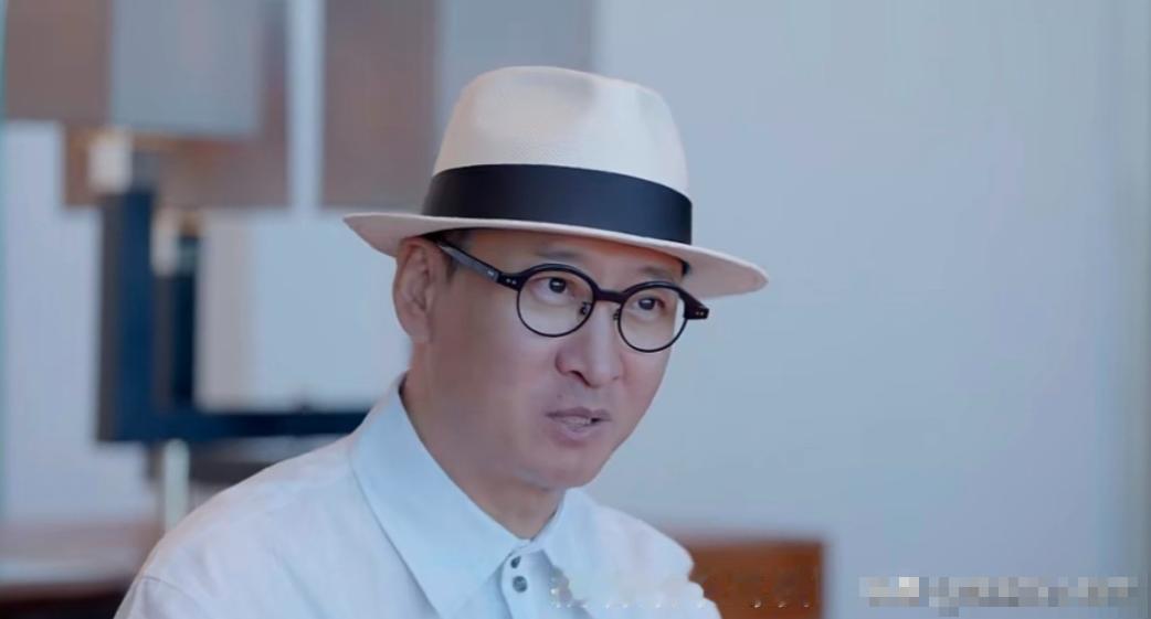 演员周杰说：“当年，《少年包青天》筹拍，包拯的演员人选，他们先是找了吴奇隆，被拒