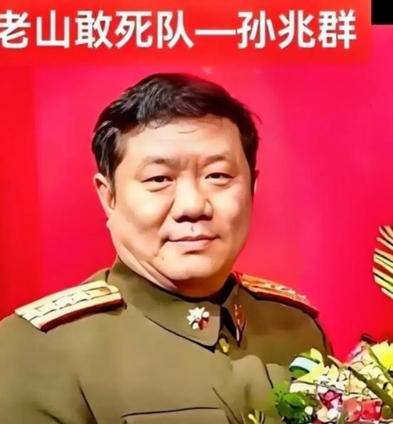 1985年，老山前线，17岁战士顾克路，被越军炮弹炸成“两截”，副连长孙兆群大喊