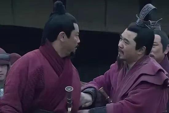 大汉丞相萧何病逝的消息传到平阳侯府时，曹参正举杯饮酒，听闻此事，他放下酒盏，立即