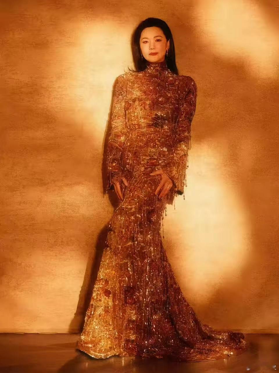 金鸡奖和华表奖有个默契定律，金鸡奖意难平落选影后必拿华表奖。就像徐帆《唐山大地震