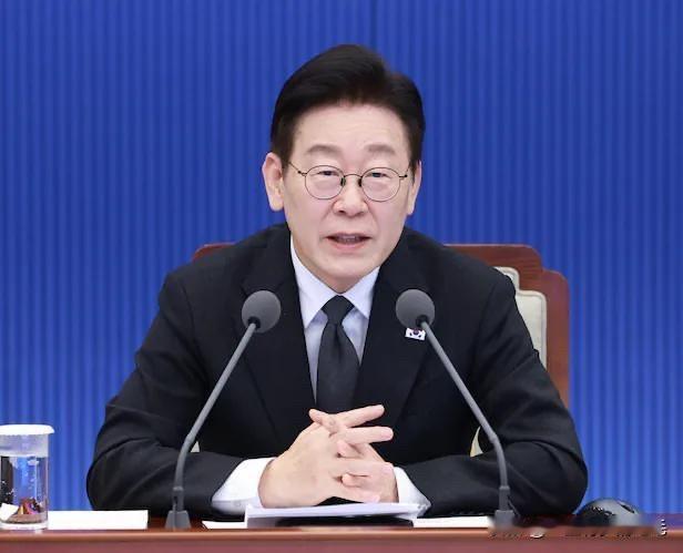 1月30日，韩国总统李在明就跨国电信诈骗犯罪强硬表态，直言“谁敢动韩国人，必将身