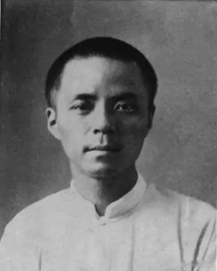 历史上今天谁死了历史冷知识"中国漫画鼻祖"丰子恺离世于1975年的今天在上海病逝，享年77岁。世人熟