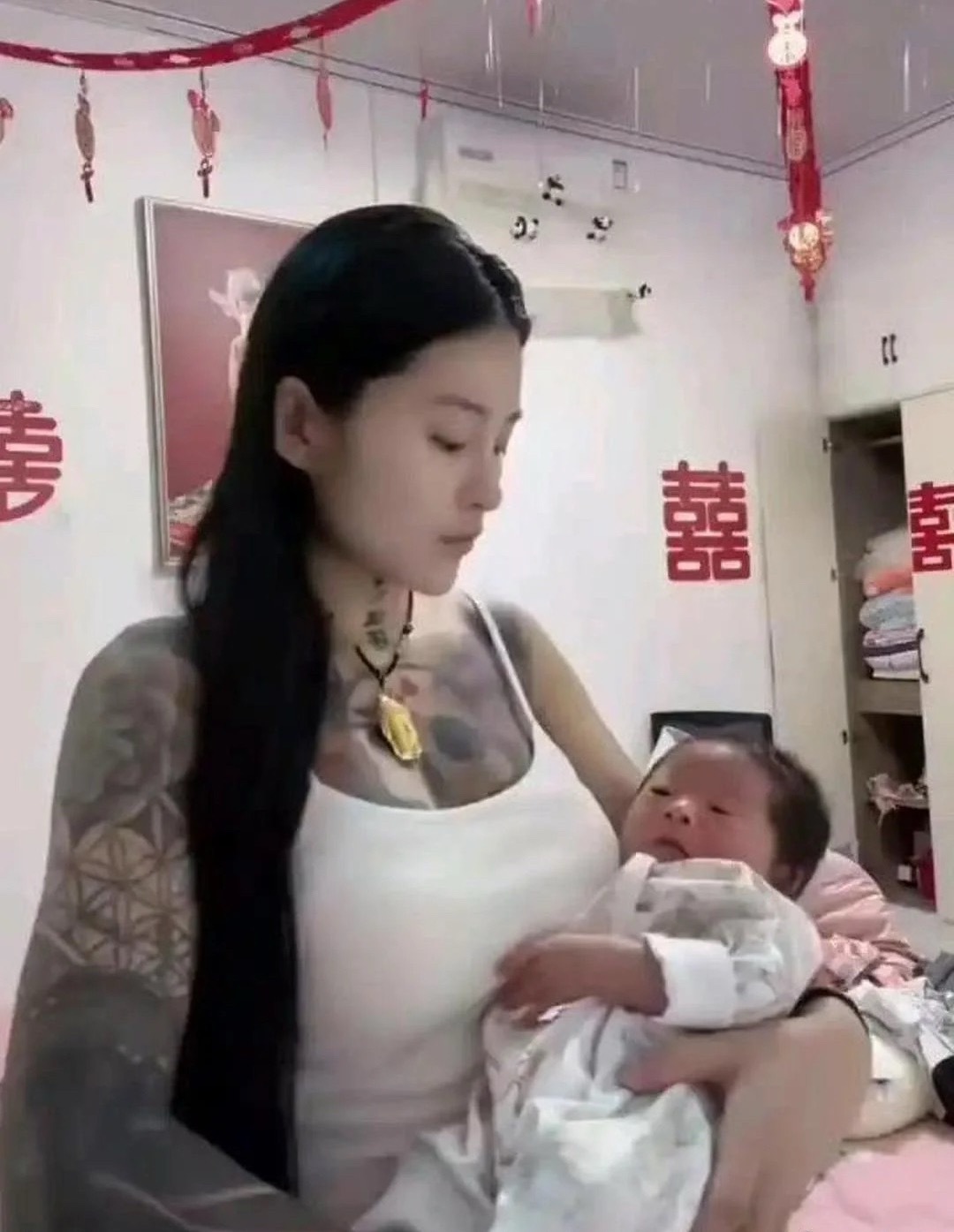 这个小孩遇上天崩开局了