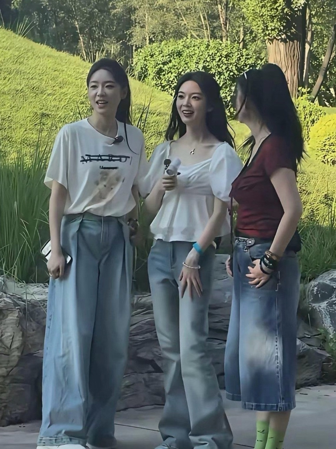 女明星们线下的真实状态怎么样？网友调侃：跟女大学生差不多[捂脸哭]​​​